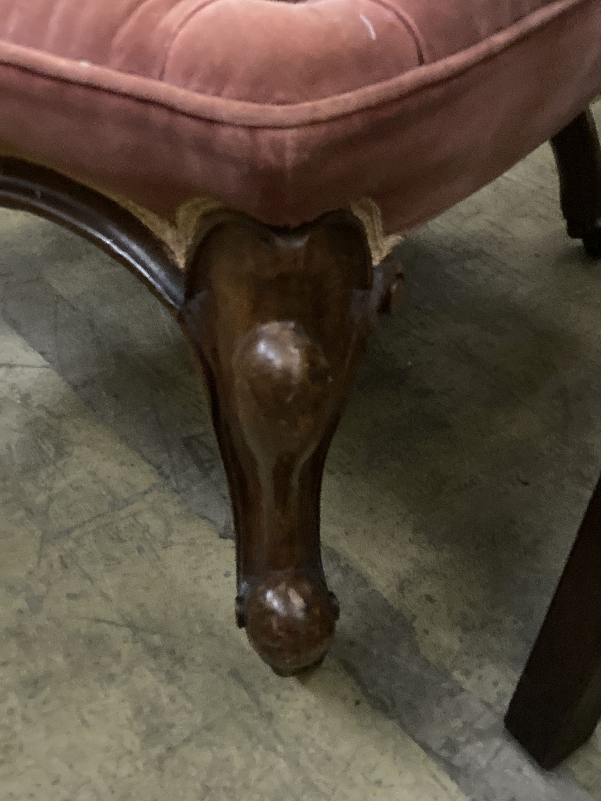 A Victorian walnut button back nursing chair, width 60cm, depth 60cm, height 96cm